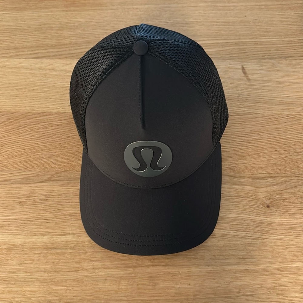 Lululemon hat